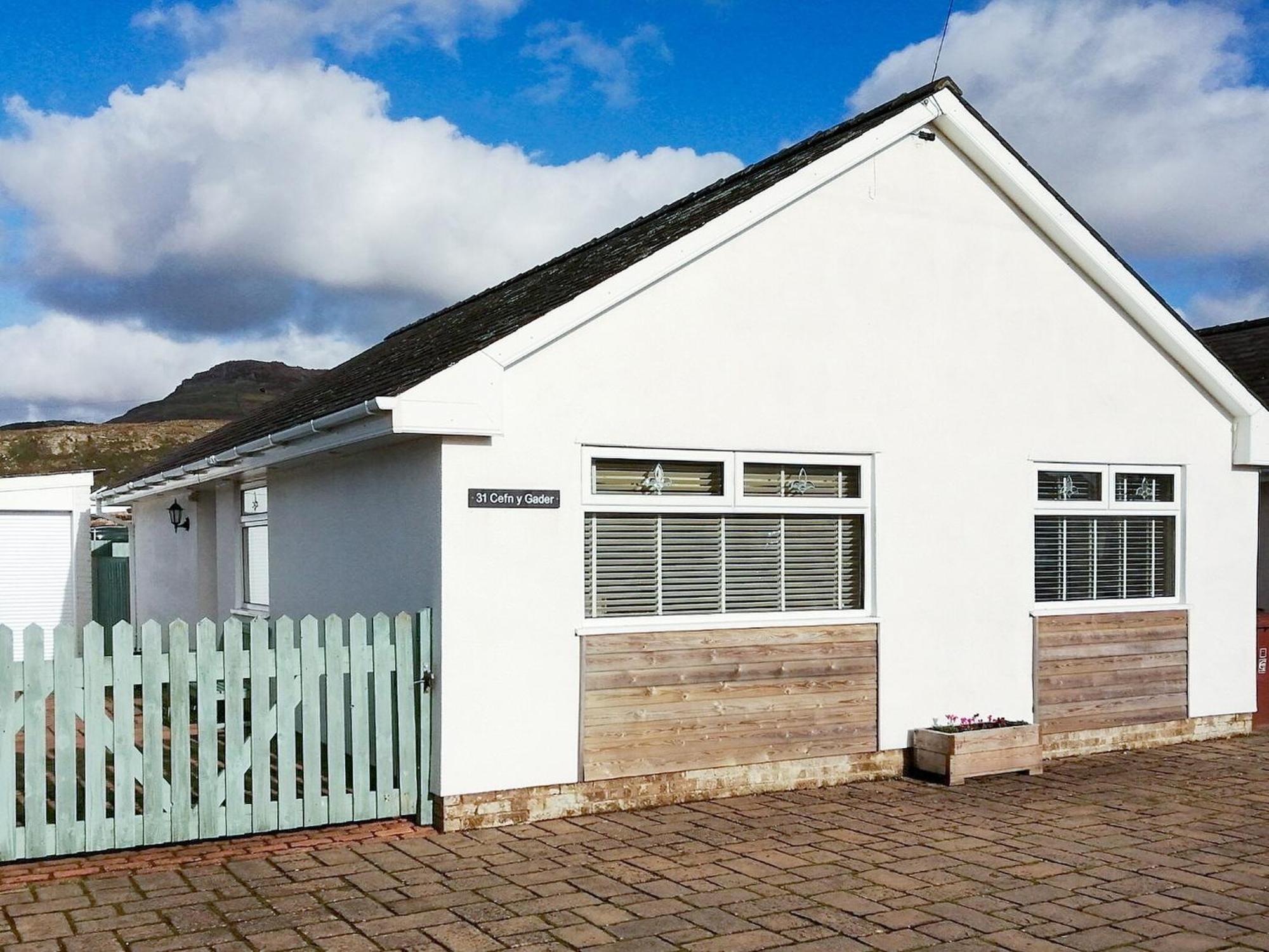 Black Rock Hideaway Porthmadog Exterior photo